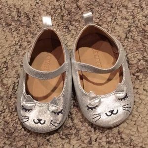 Old Navy baby girls cat shoes size 12-18 months